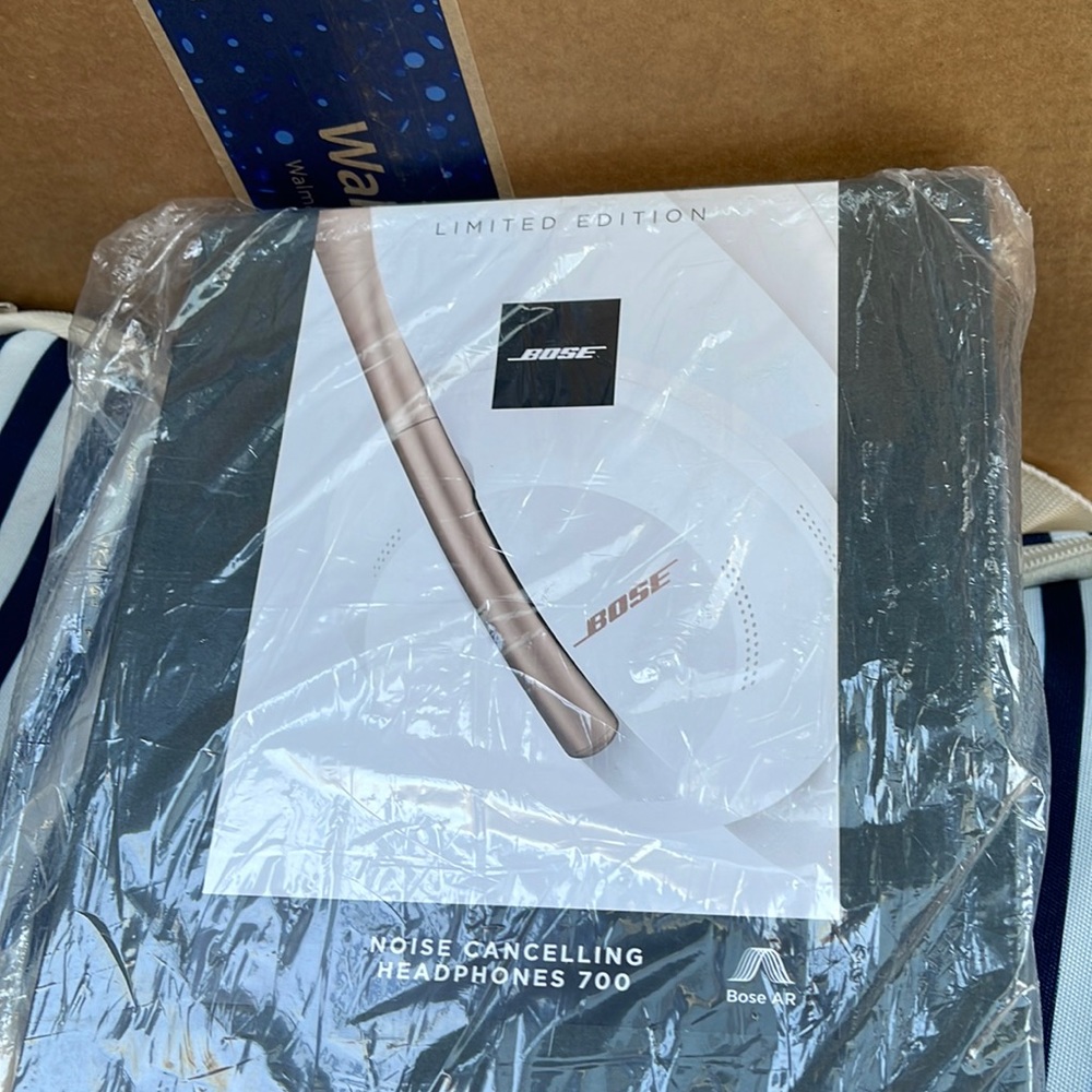 Bose AR limited edition 700